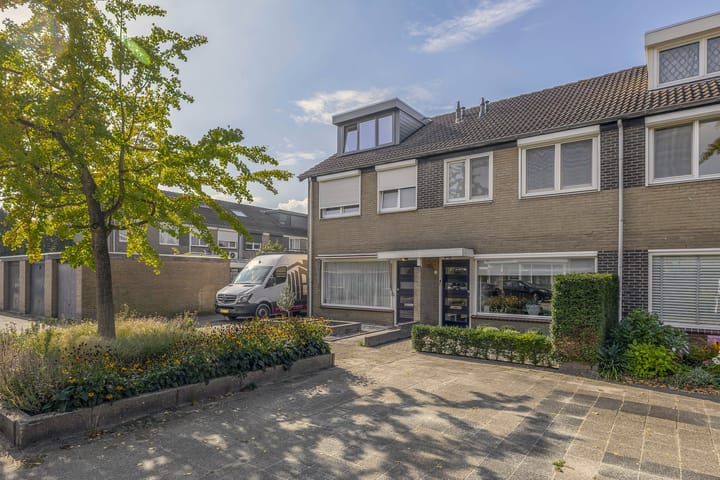 Foto 36 van De Pulserstraat 3