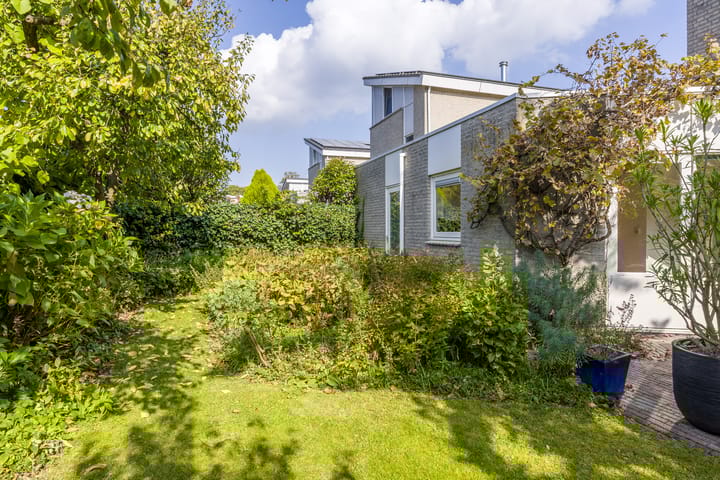 Foto 32 van Uniceflaan 14