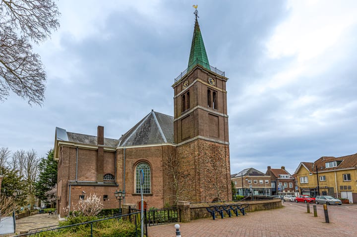 Photo 18 of Molendijk 91