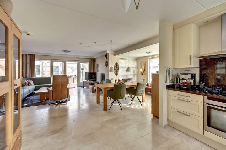 Foto 4 van Escudo 34