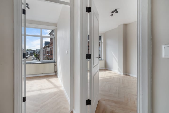 Foto 5 van Dirk Hoogenraadstraat 54