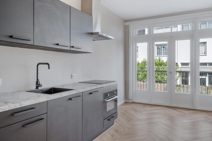 Foto 9 van Dirk Hoogenraadstraat 54