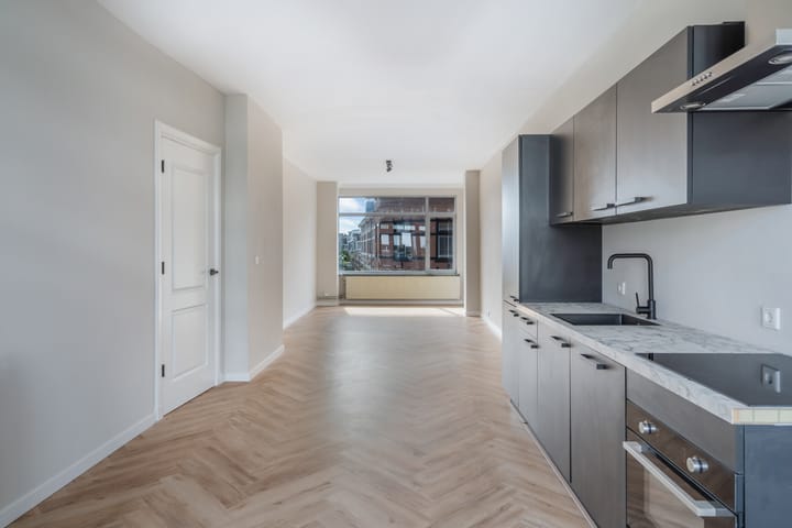 Foto 10 van Dirk Hoogenraadstraat 54