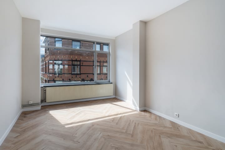 Foto 15 van Dirk Hoogenraadstraat 54