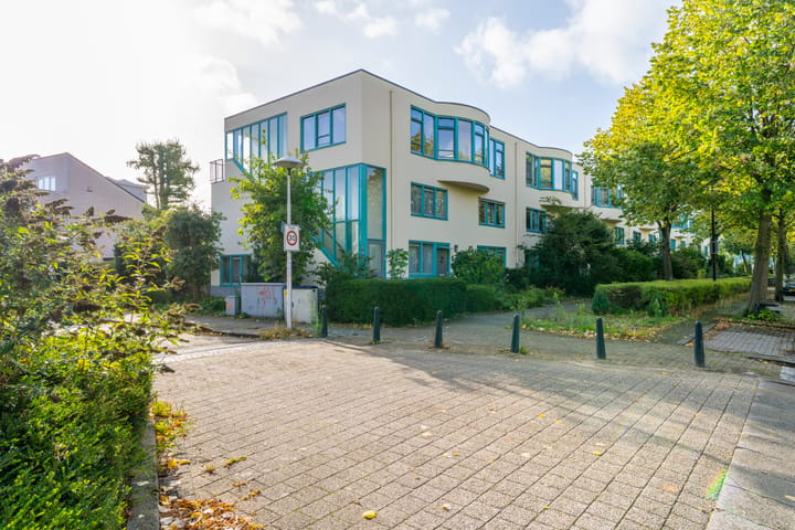 Foto 4 van Aartsbisschop Romerostraat 547