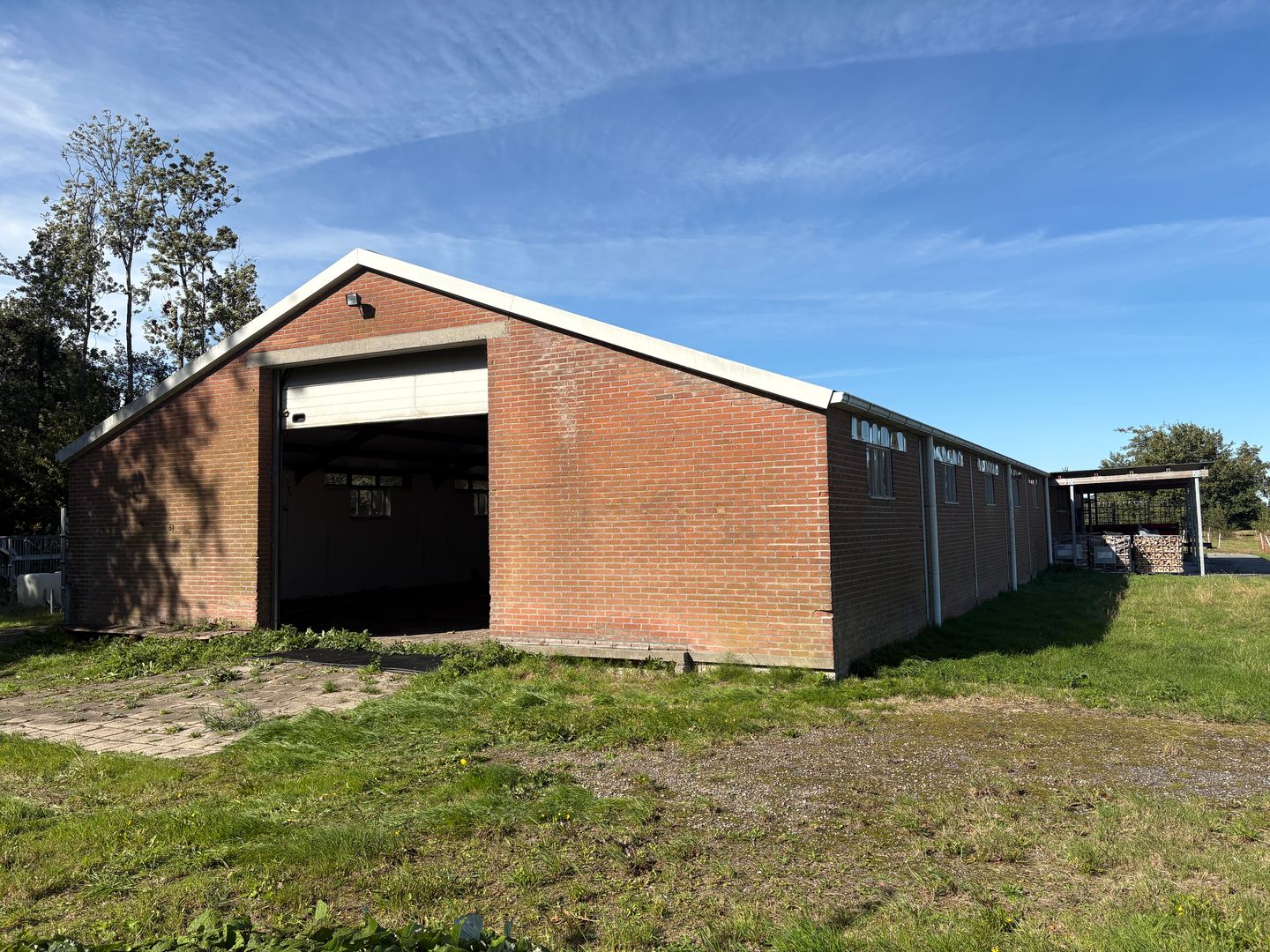 View photo 3 of Van Sminiaweg 6