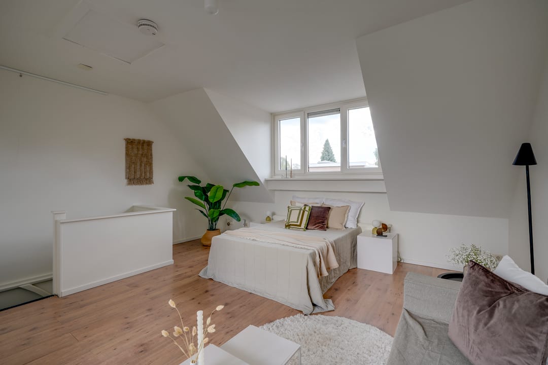 Foto 7 van Laan van Nieuw-Guinea 65-B