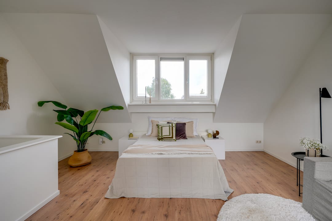 Foto 8 van Laan van Nieuw-Guinea 65-B