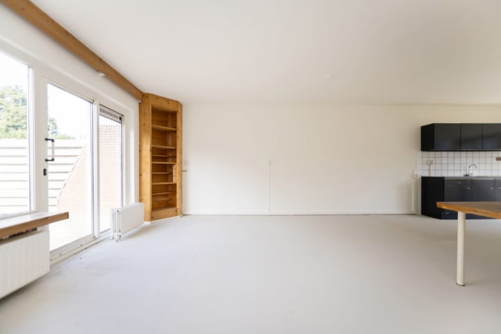 Photo 8 of Botter 84