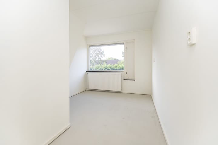 Photo 18 of Botter 84