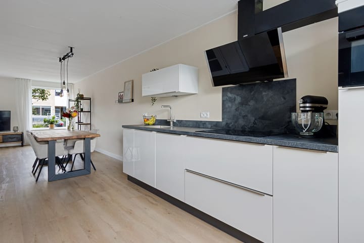 Foto 5 van Helmholtstraat 22