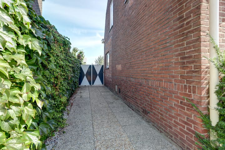 Foto 26 van Tilburgseweg 11