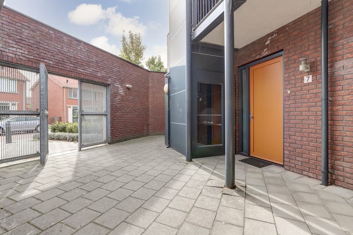 Photo 7 of Dirk Jan Blomstraat 19