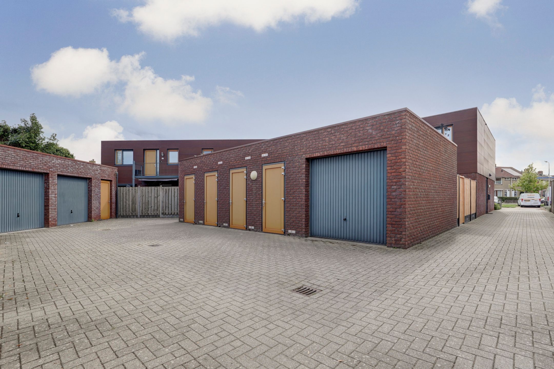 Foto 27 van Dirk Jan Blomstraat 19