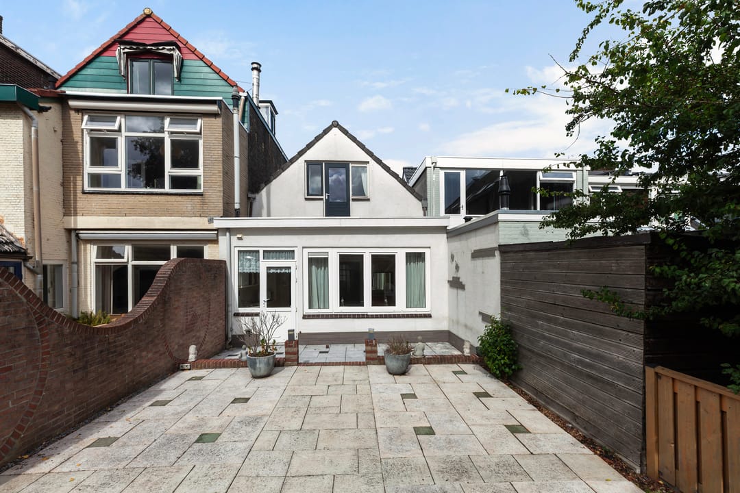 Photo 16 of Oosterstraat 32