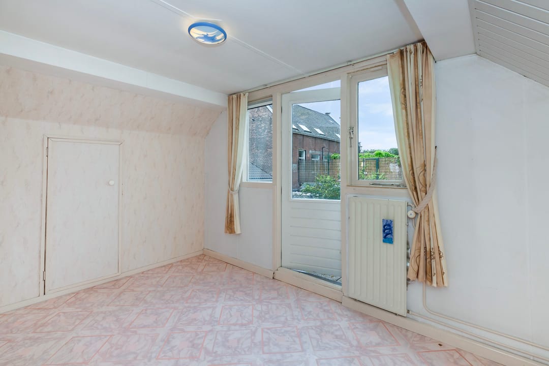 Photo 28 of Oosterstraat 32