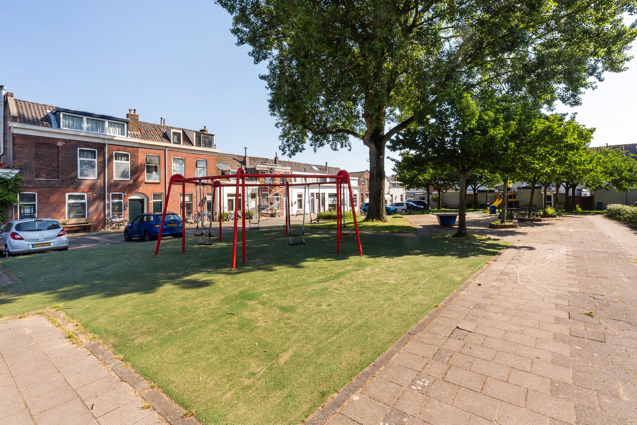 Photo 33 of Oosterstraat 32