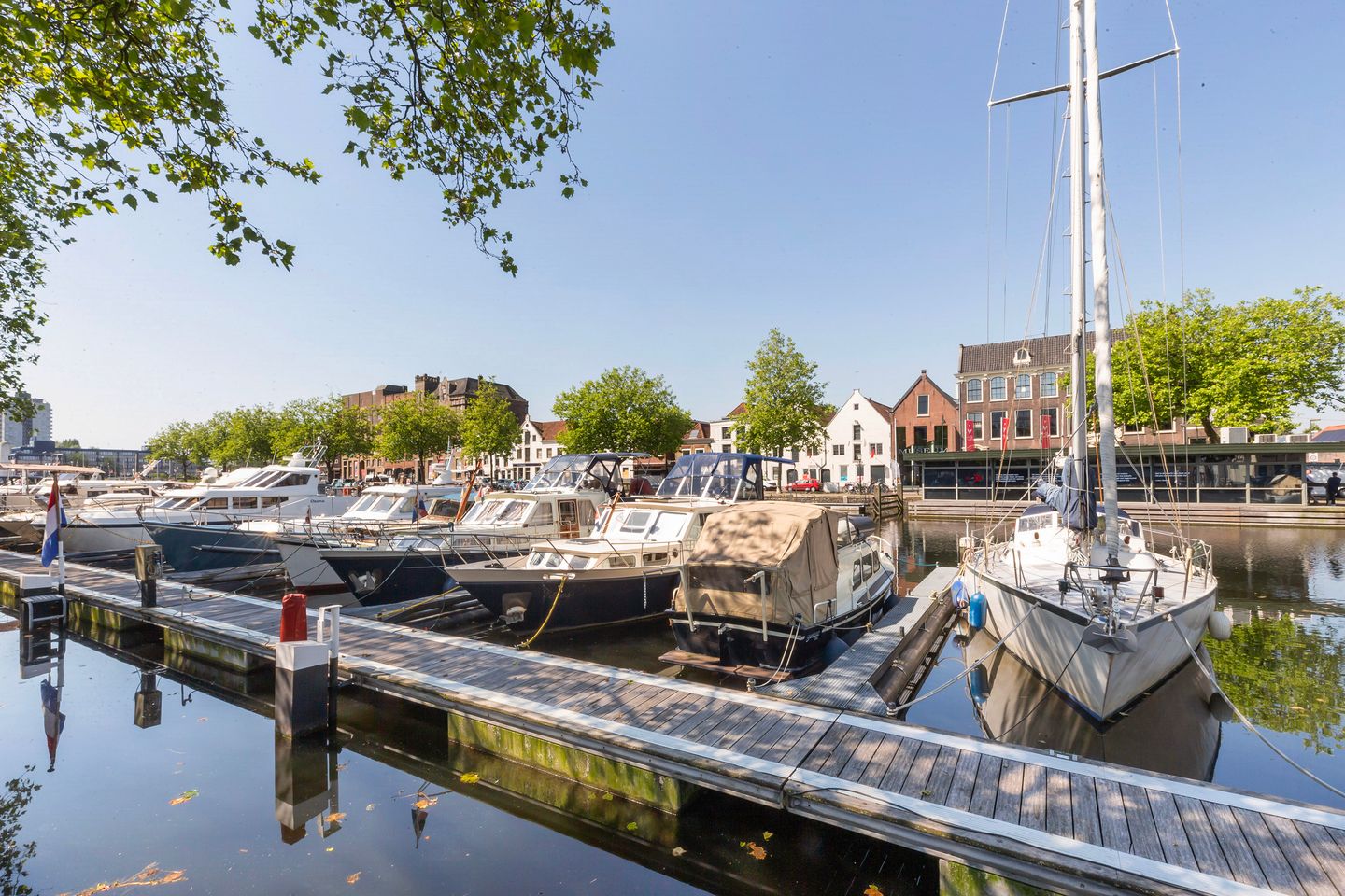 Photo 35 of Oosterstraat 32