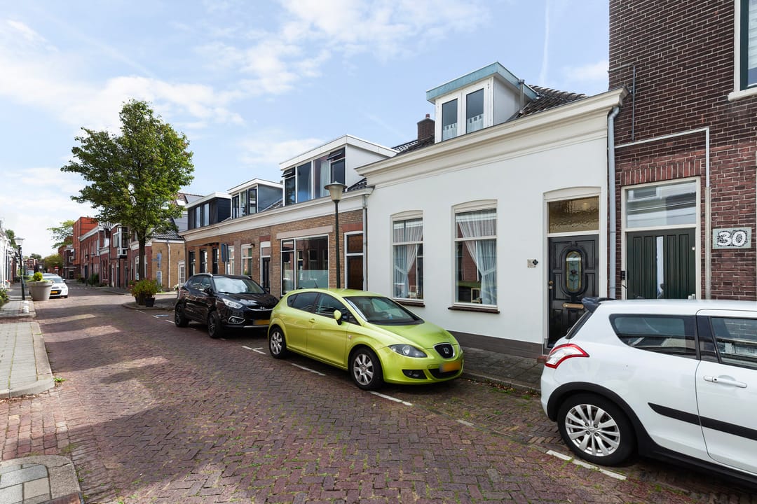 Photo 38 of Oosterstraat 32