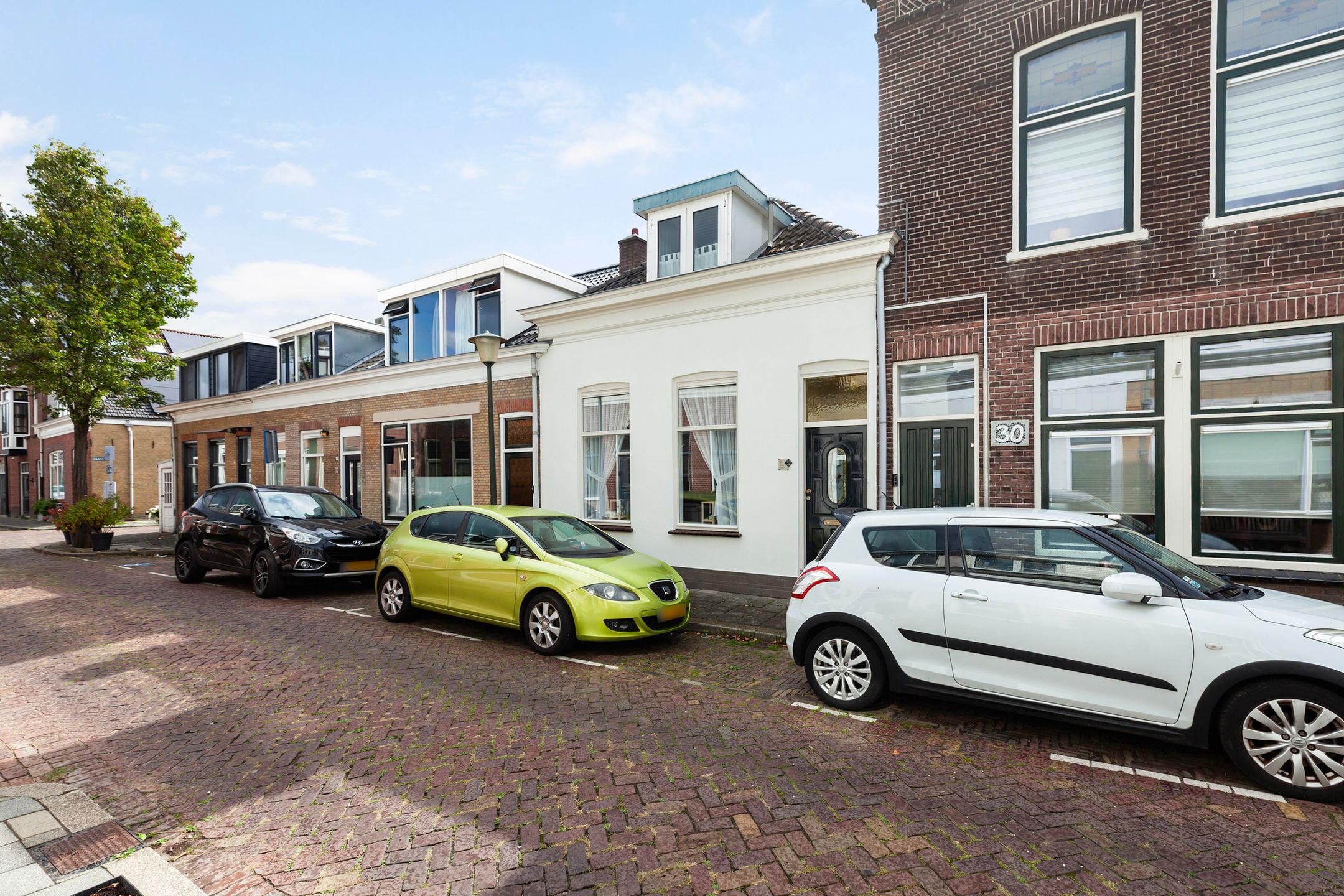 Photo 39 of Oosterstraat 32