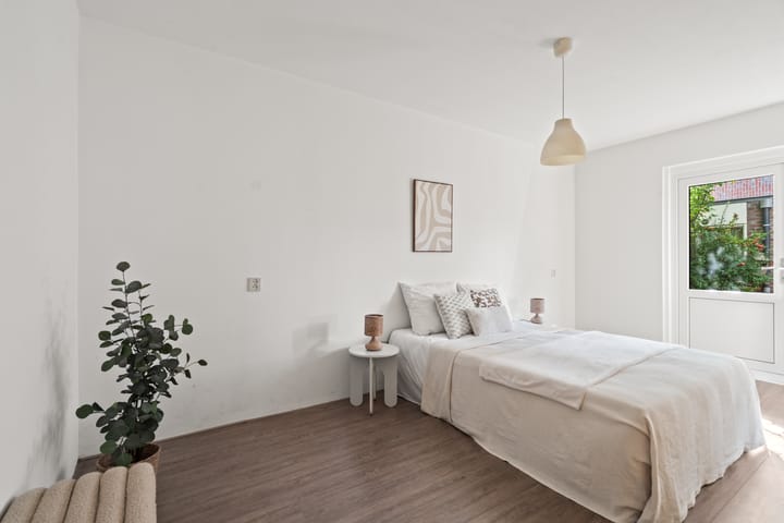 Photo 4 of Nieuwlichtstraat 46