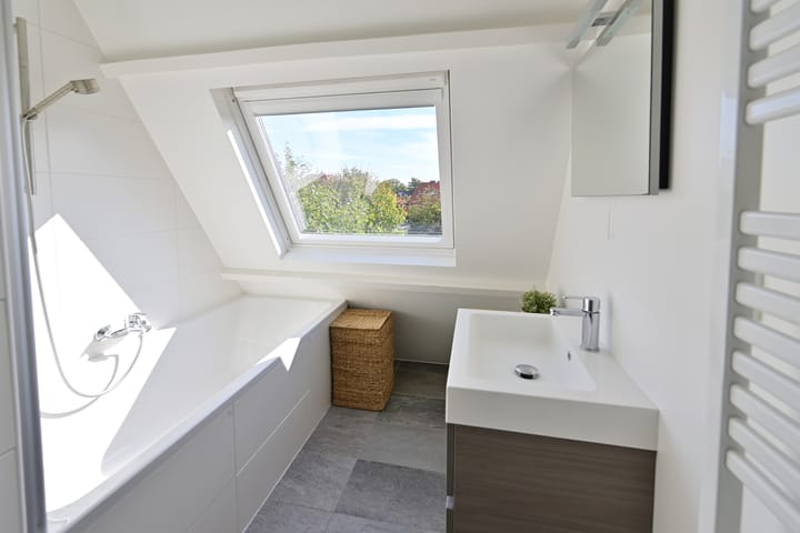 Foto 18 van Lothariuslaan 4