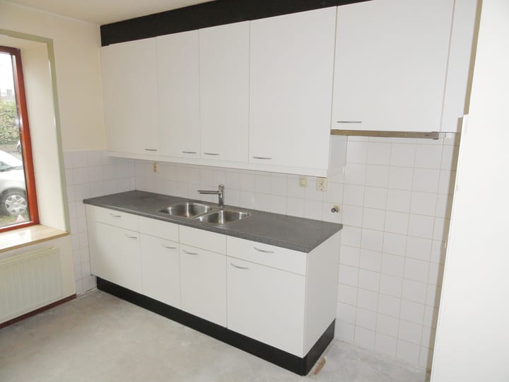 Foto 4 van Saturnusgeel 157