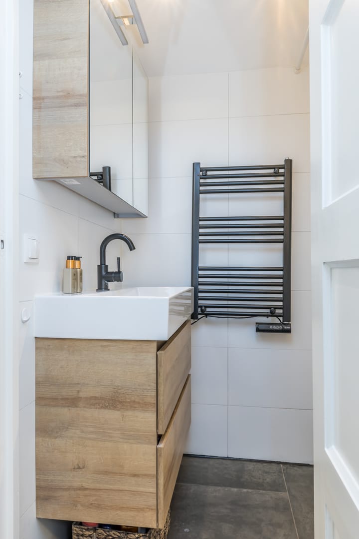 Photo 24 of Honingboomstraat 6