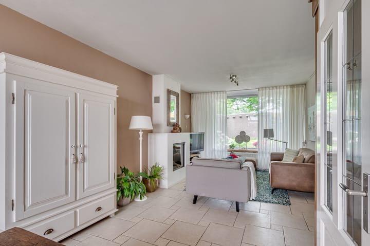 Photo 9 of Byronstraat 21