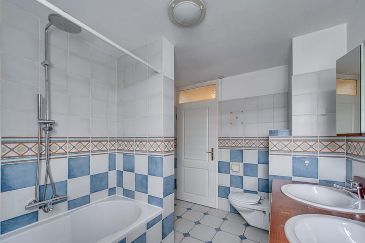 Photo 21 of Byronstraat 21