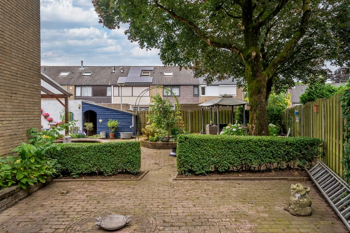 Photo 34 of Byronstraat 21