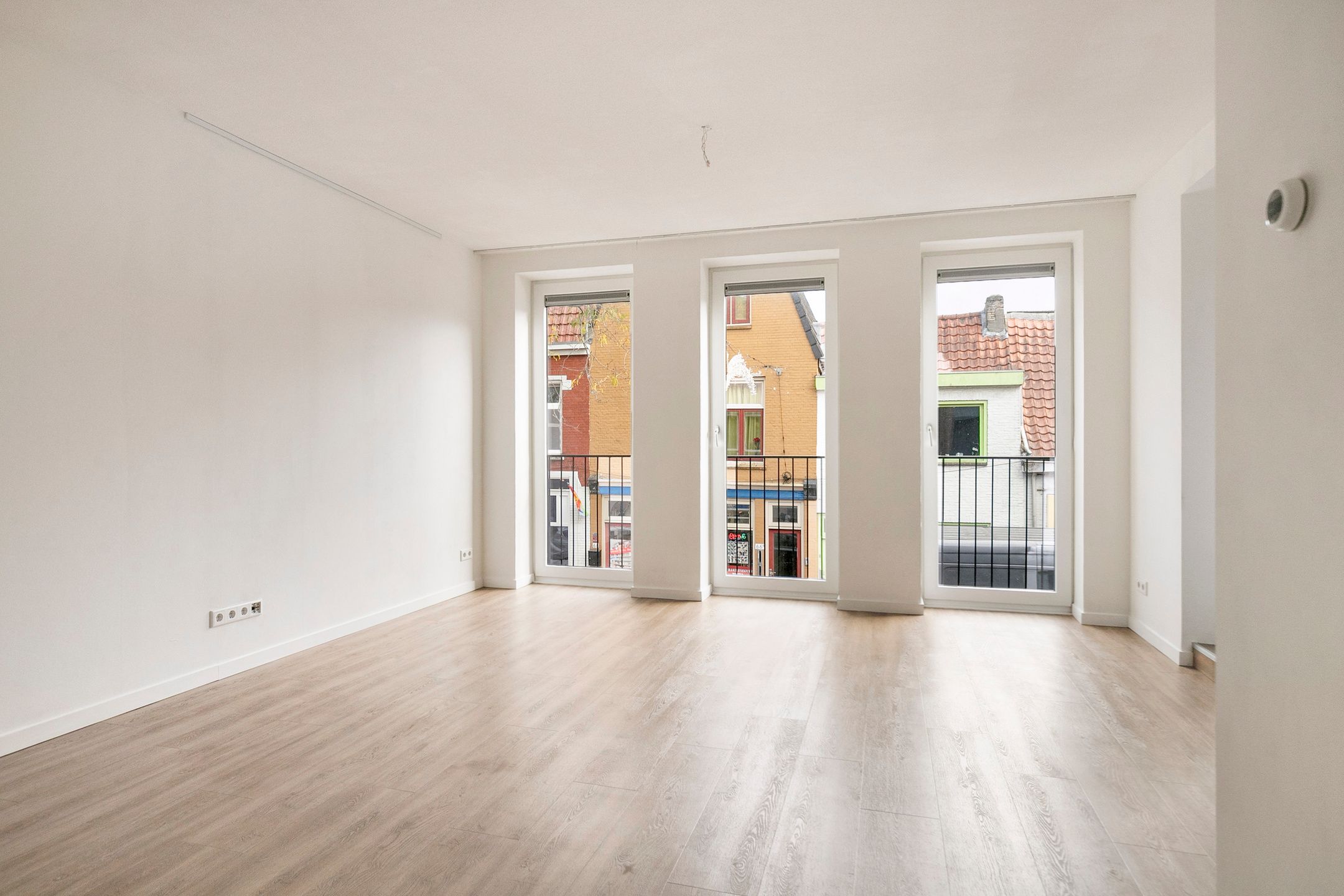 Photo 6 of Thomas a Kempisstraat 95-C