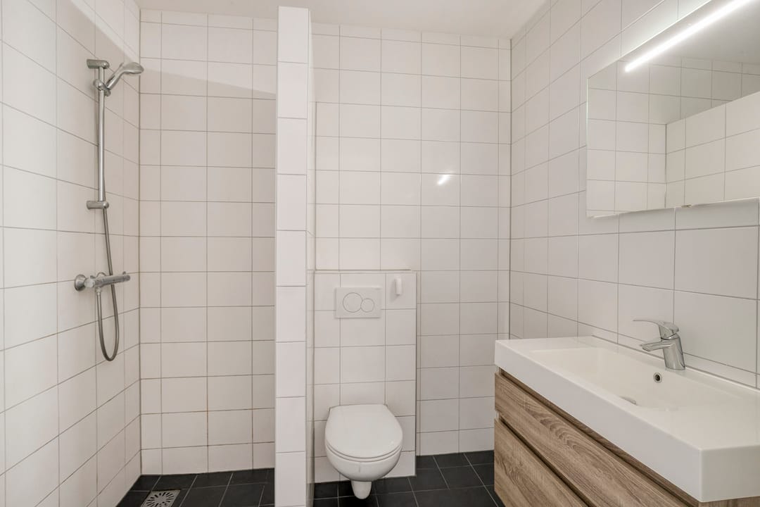 Photo 13 of Thomas a Kempisstraat 95-C