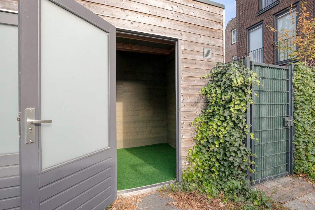 Photo 17 of Thomas a Kempisstraat 95-C