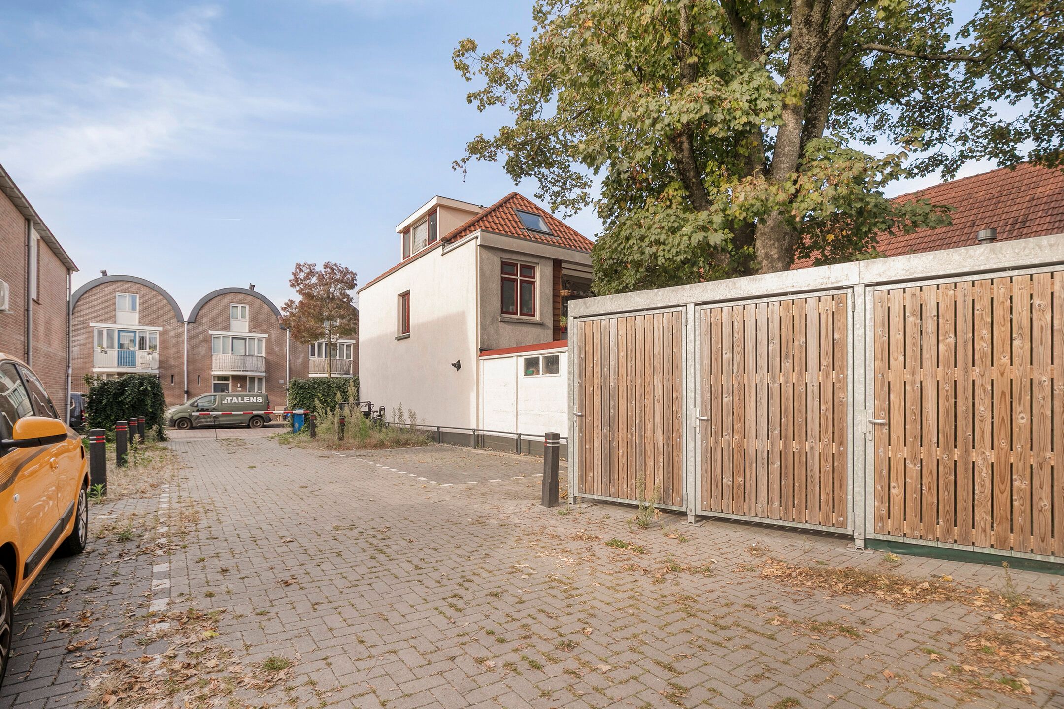 Photo 18 of Thomas a Kempisstraat 95-C