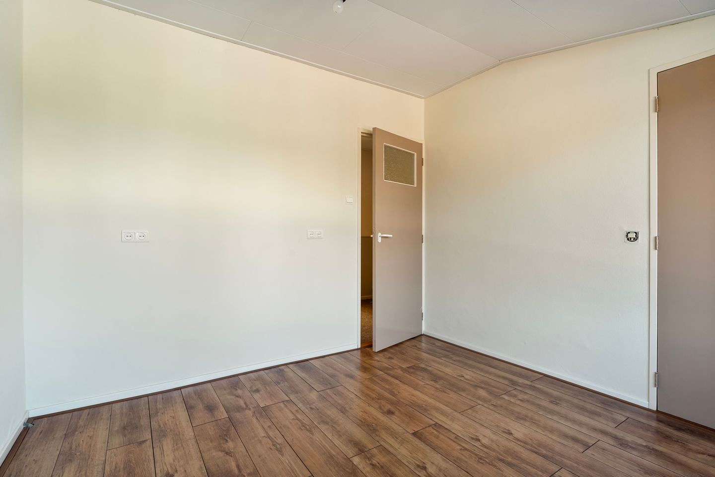 Foto 10 van Tamboerlaan 313