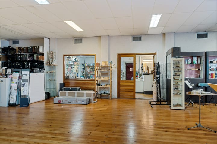 Photo 10 of Javastraat 43-A