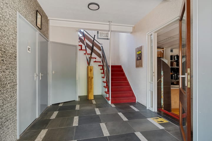 Photo 12 of Javastraat 43-A