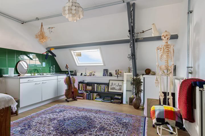 Photo 25 of Javastraat 43-A