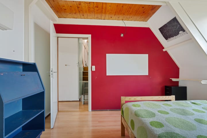 Photo 31 of Javastraat 43-A