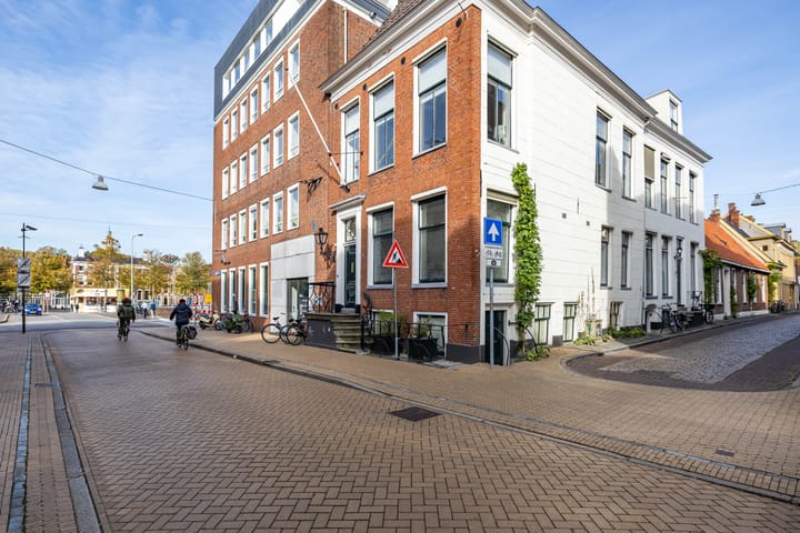Foto 59 van Hardewikerstraat 39