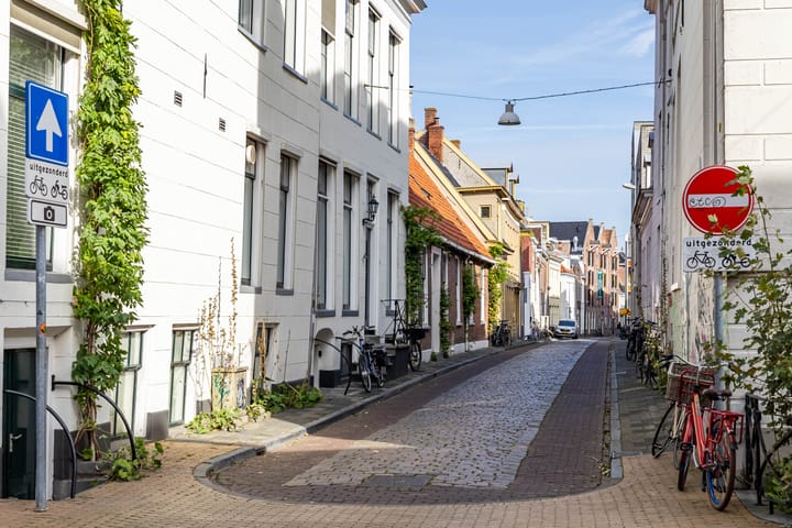 Foto 60 van Hardewikerstraat 39