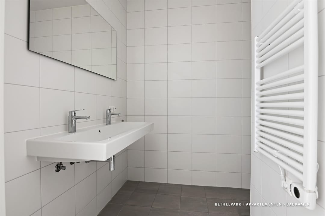 Photo 8 of Theodora Eigemanpad 44