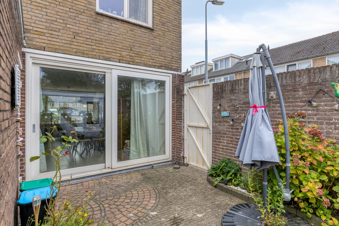 Photo 16 of Doornikstraat 2