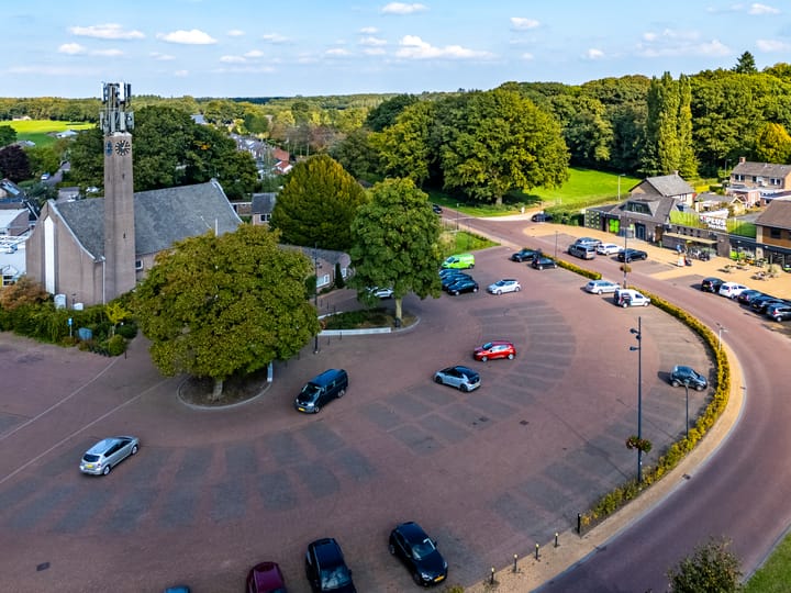 Foto 32 van Luunhorststraat 13