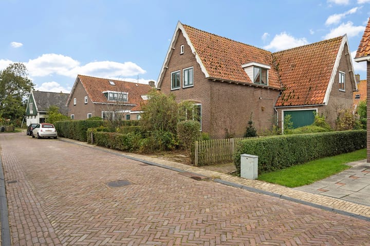 Photo 6 of Thamiswerfstraat 1