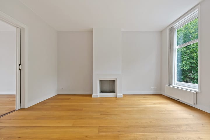 Photo 12 of Anna Paulownastraat 111-A