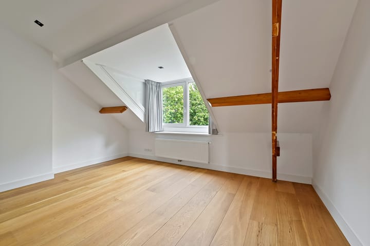 Photo 36 of Anna Paulownastraat 111-A