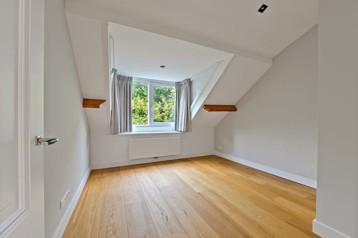 Photo 40 of Anna Paulownastraat 111-A