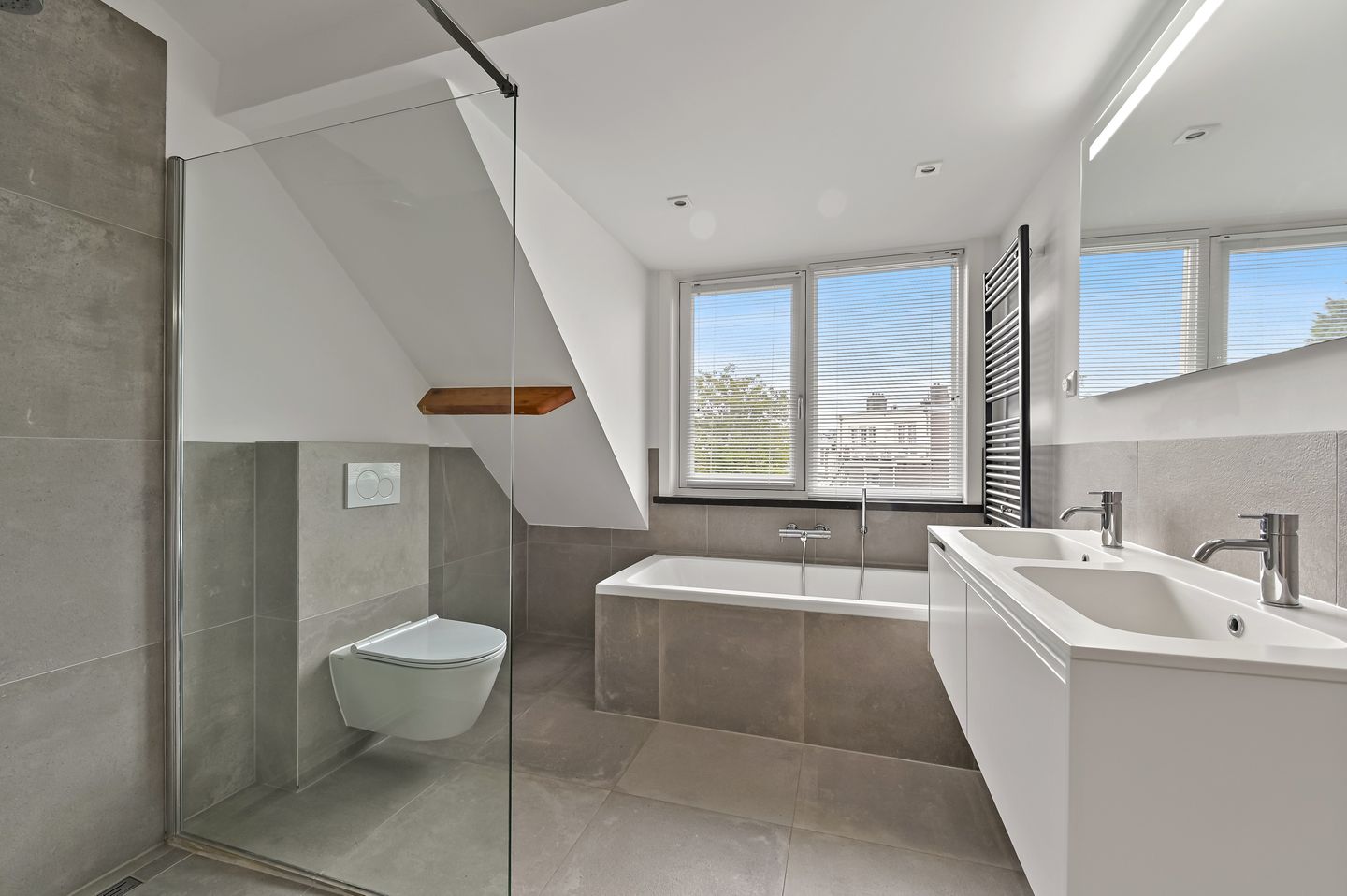 Foto 44 van Anna Paulownastraat 111-A